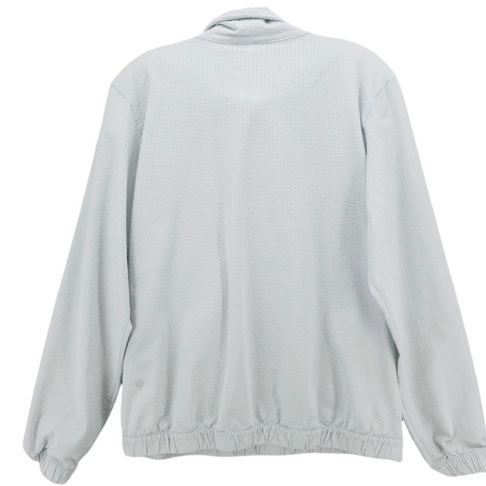 Lululemon Pack Light Pullover Packable Windbreake… - image 4